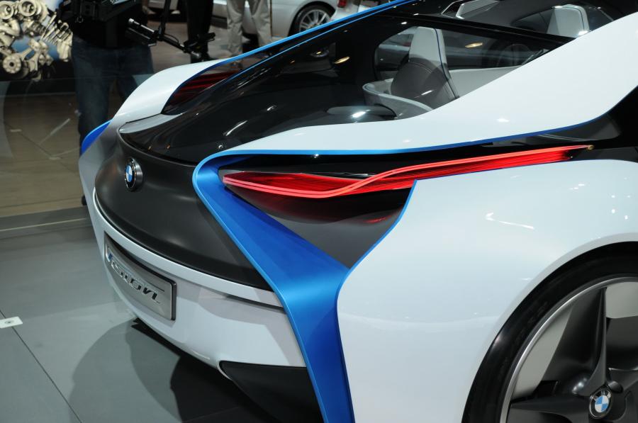  BMW Vision EfficientDynamics Concept 2009 года  (фото 149 из 206)